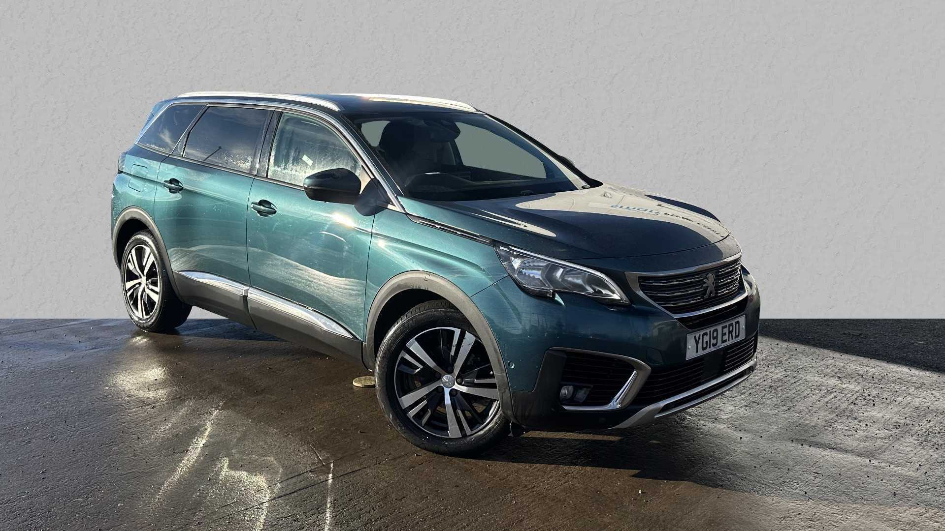 Main listing image - Peugeot 5008