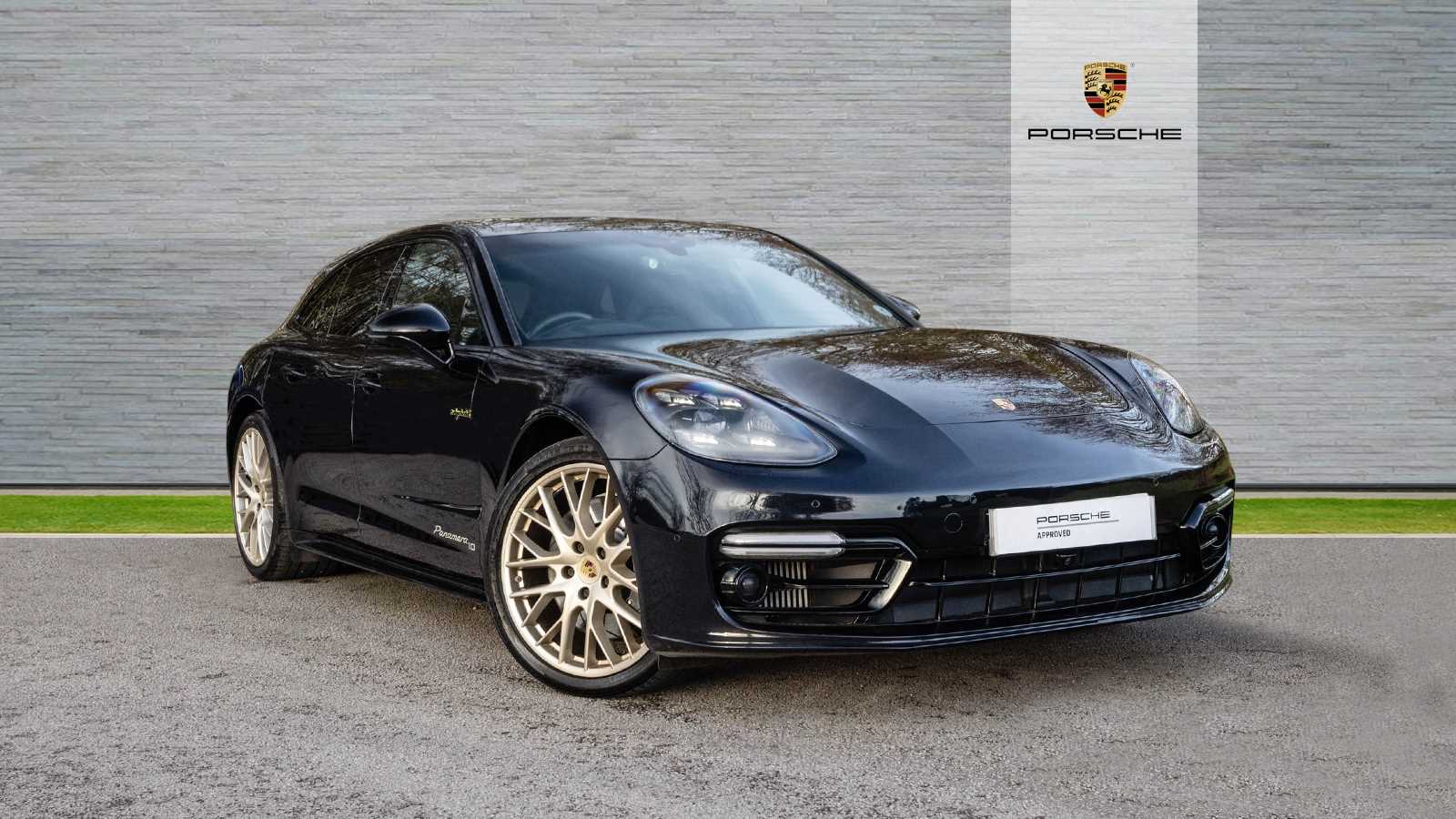 Main listing image - Porsche Panamera Sport Turismo