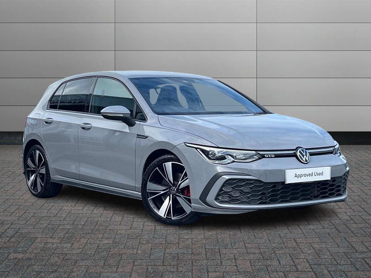 Main listing image - Volkswagen Golf