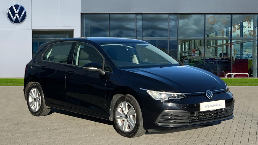 Main listing image - Volkswagen Golf