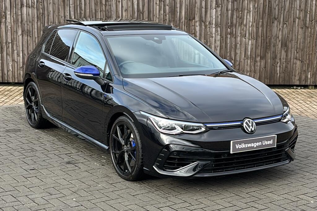Main listing image - Volkswagen Golf R