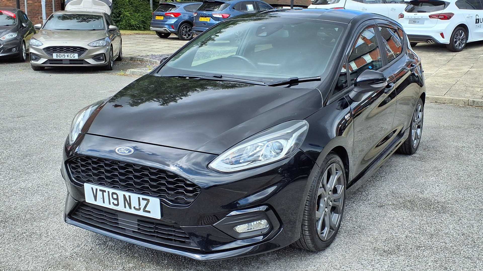 Main listing image - Ford Fiesta