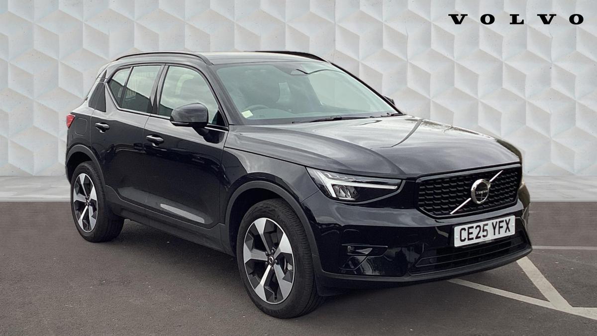 Main listing image - Volvo XC40