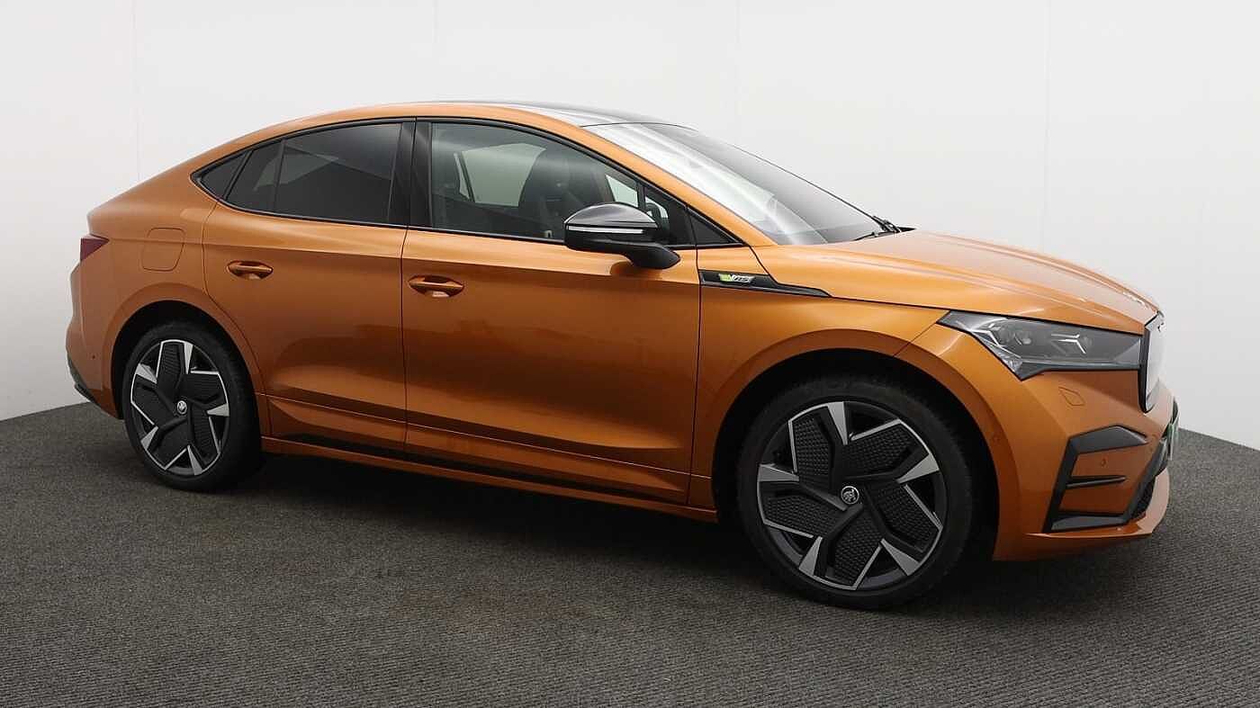 Main listing image - Skoda Enyaq