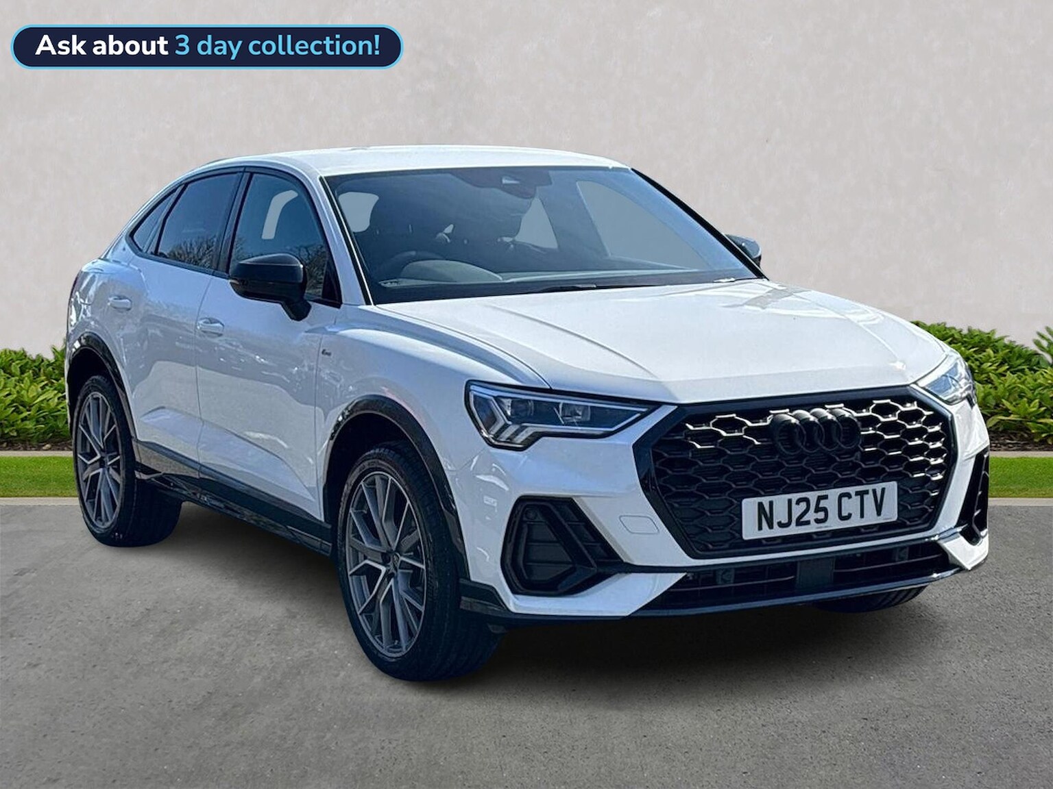 Main listing image - Audi Q3