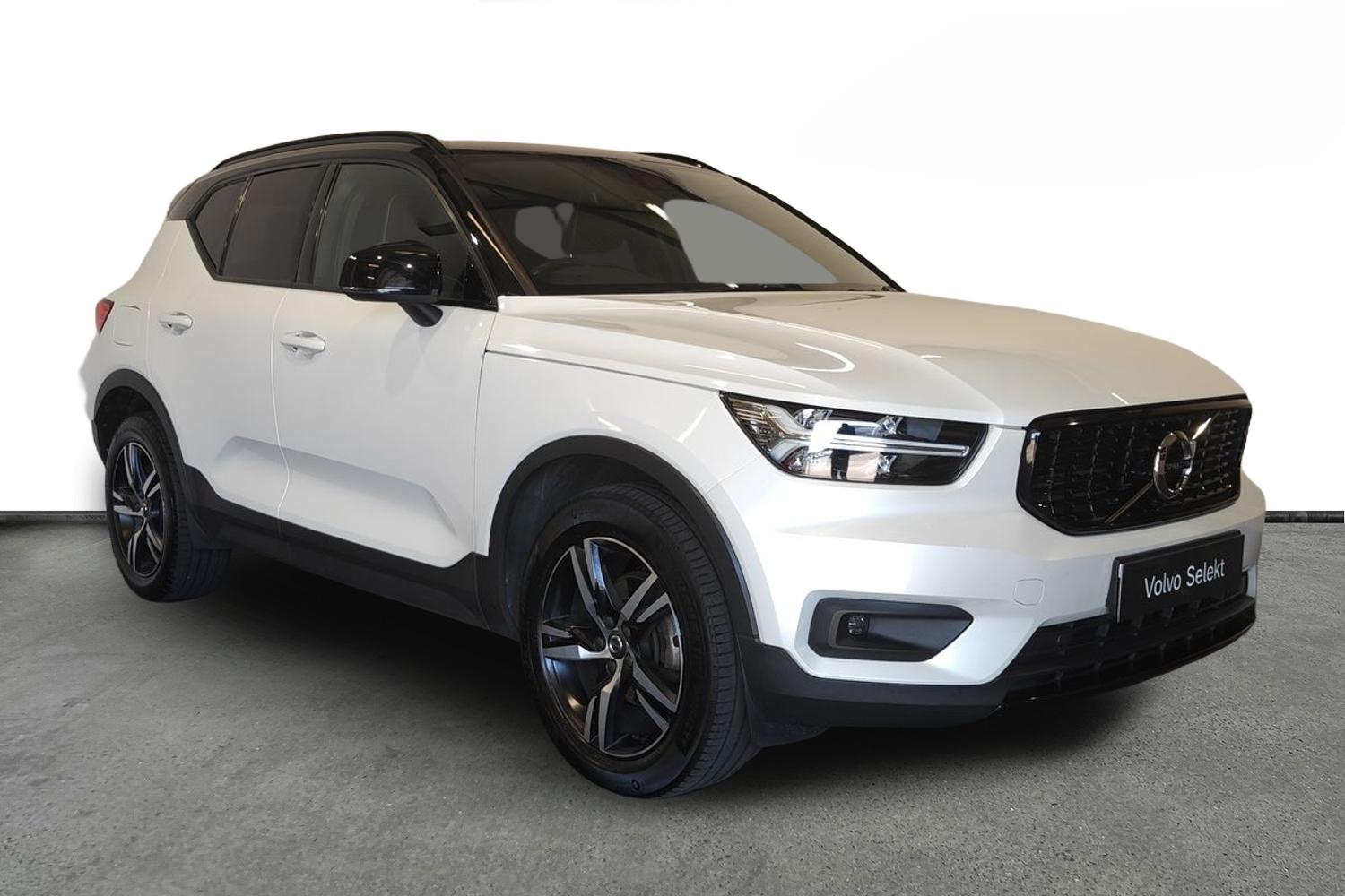 Main listing image - Volvo XC40