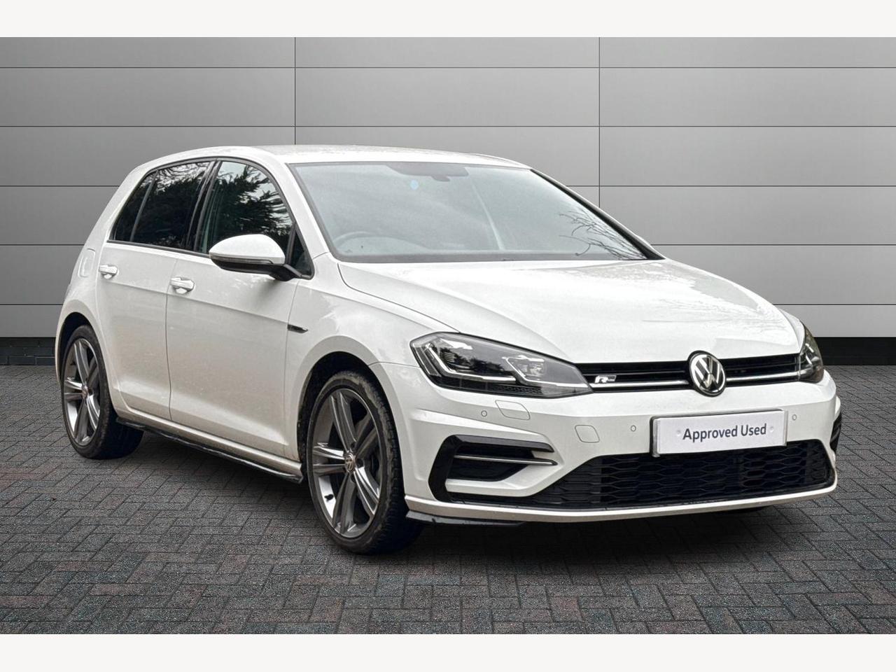 Main listing image - Volkswagen Golf