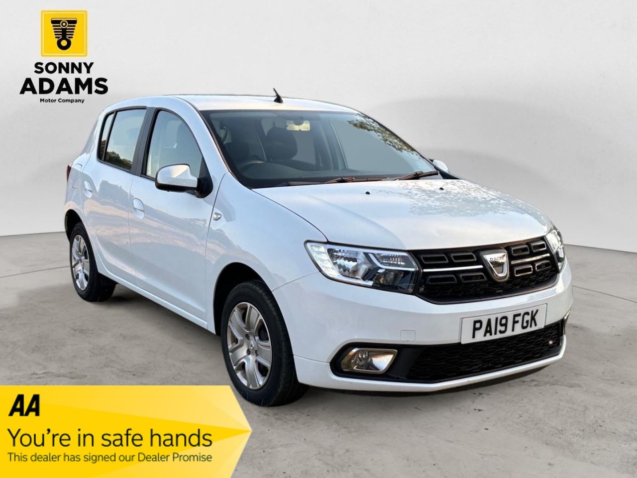 Main listing image - Dacia Sandero