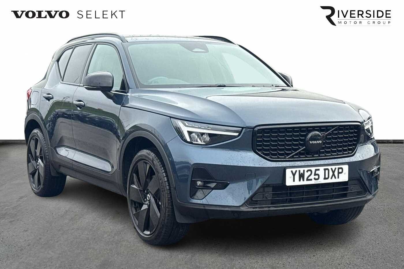Main listing image - Volvo XC40