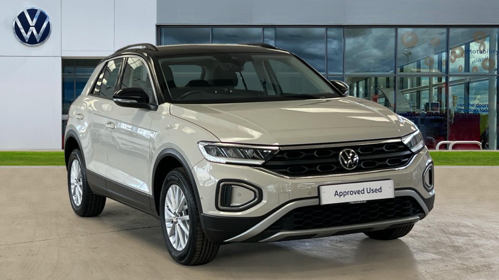 Main listing image - Volkswagen T-Roc