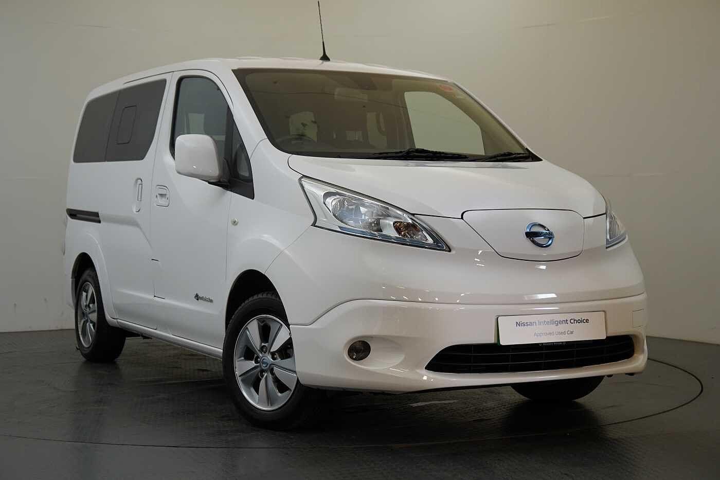Main listing image - Nissan e-NV200