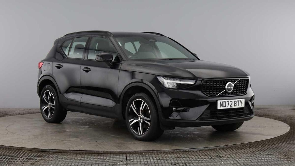 Main listing image - Volvo XC40