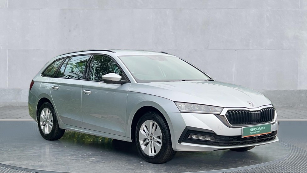 Main listing image - Skoda Octavia Estate