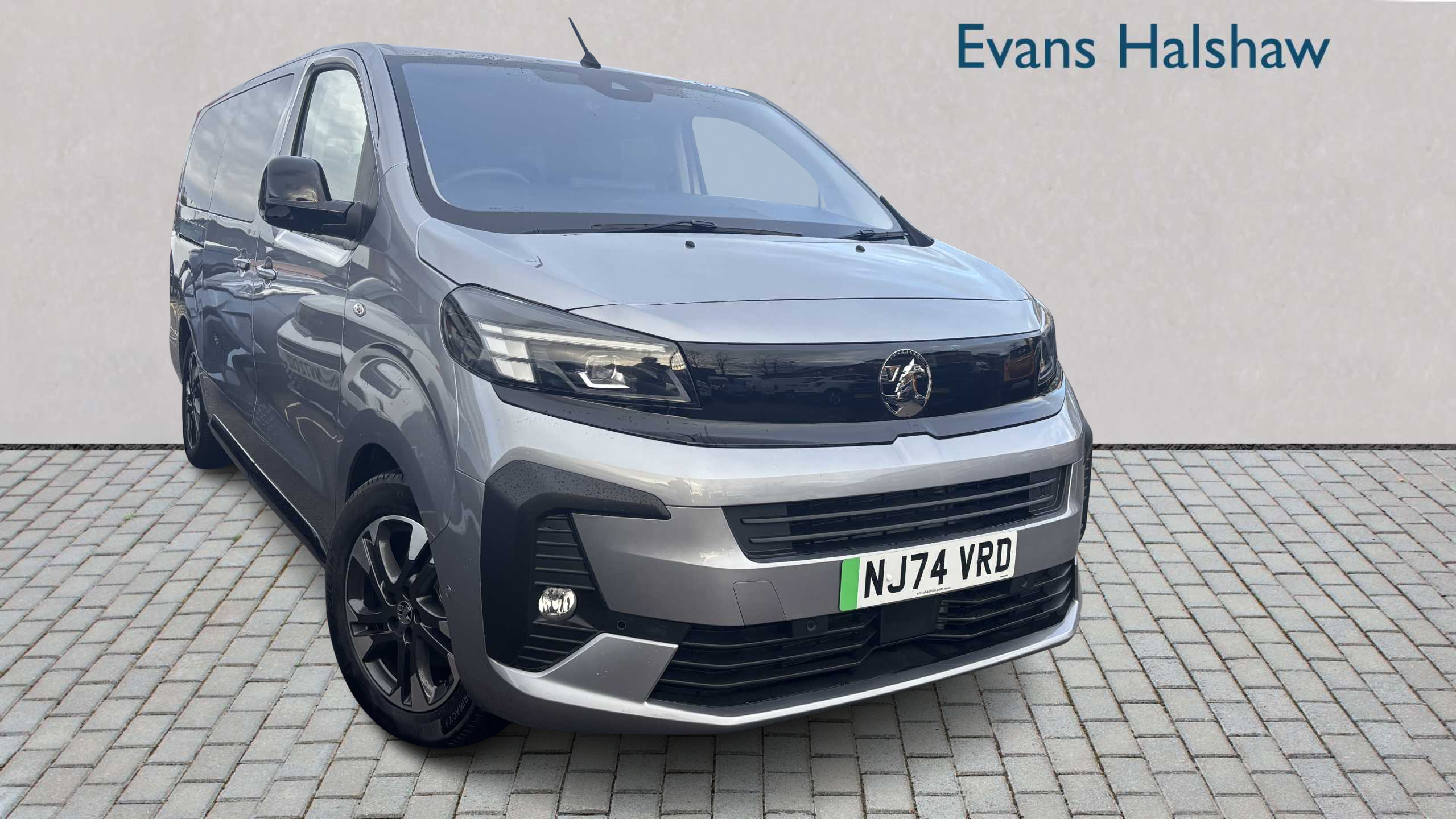 Main listing image - Vauxhall Vivaro Life-e