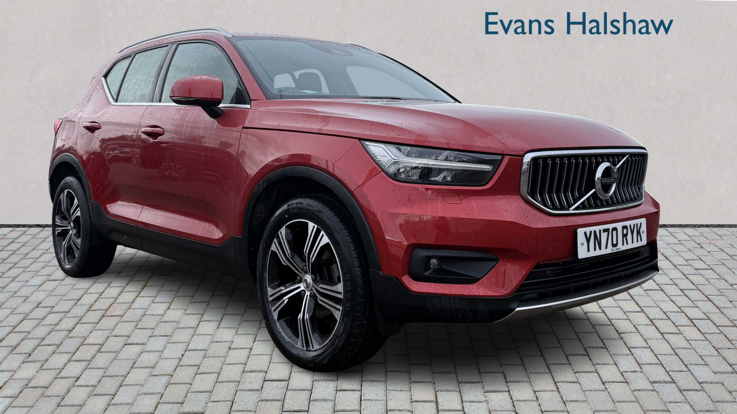 Main listing image - Volvo XC40