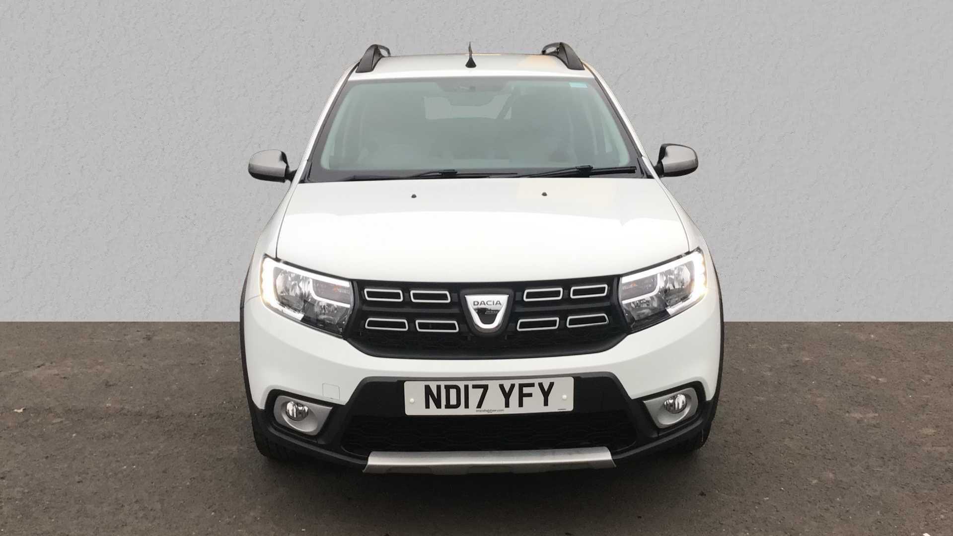 Main listing image - Dacia Sandero Stepway