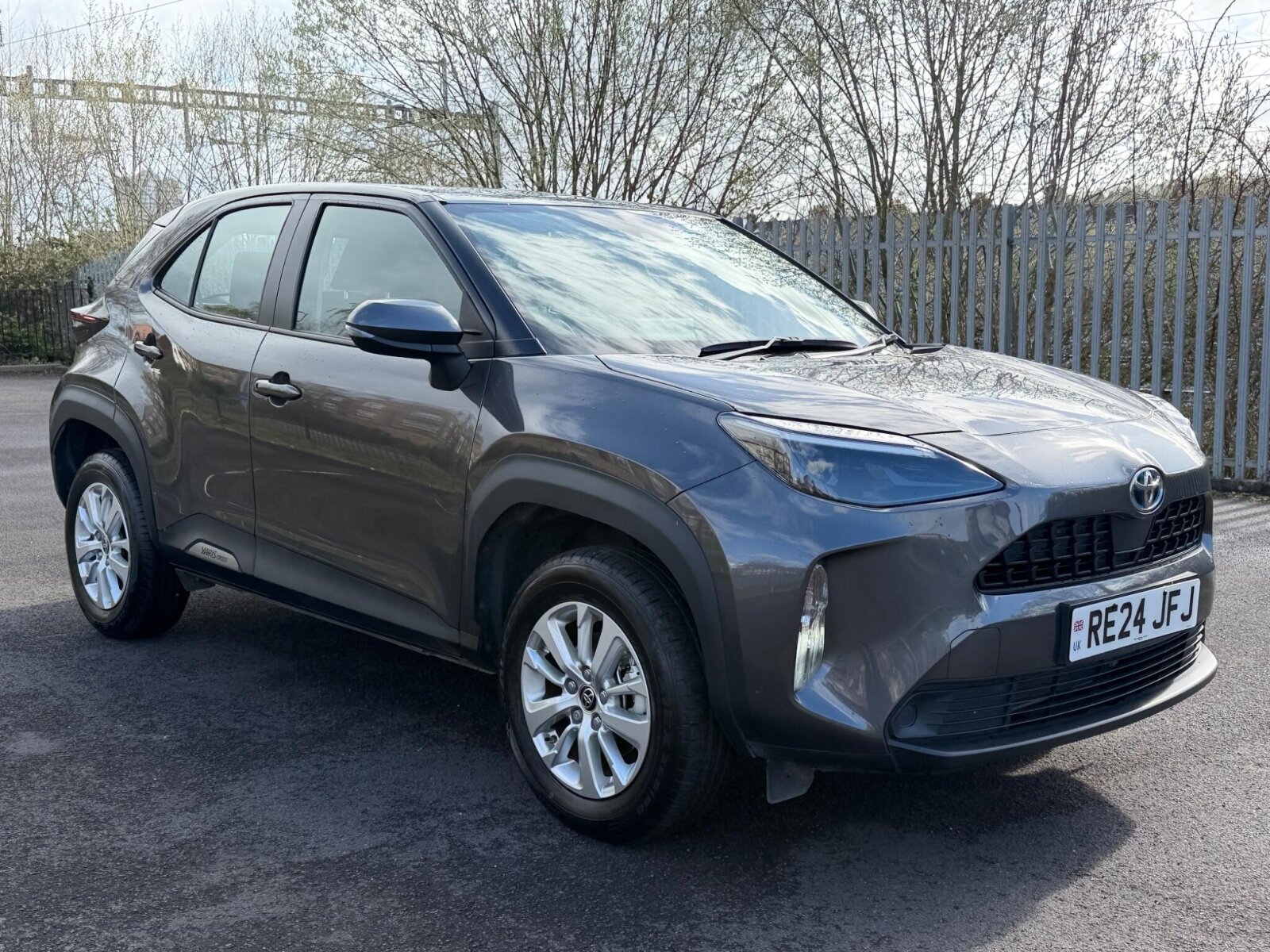 Main listing image - Toyota Yaris Cross