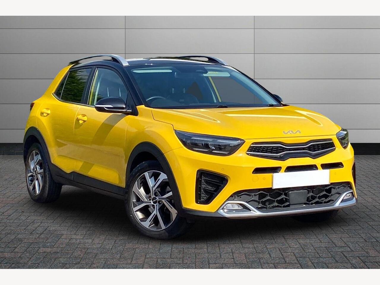 Main listing image - Kia Stonic