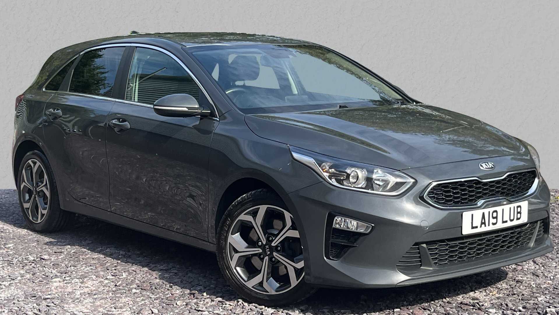 Main listing image - Kia Ceed