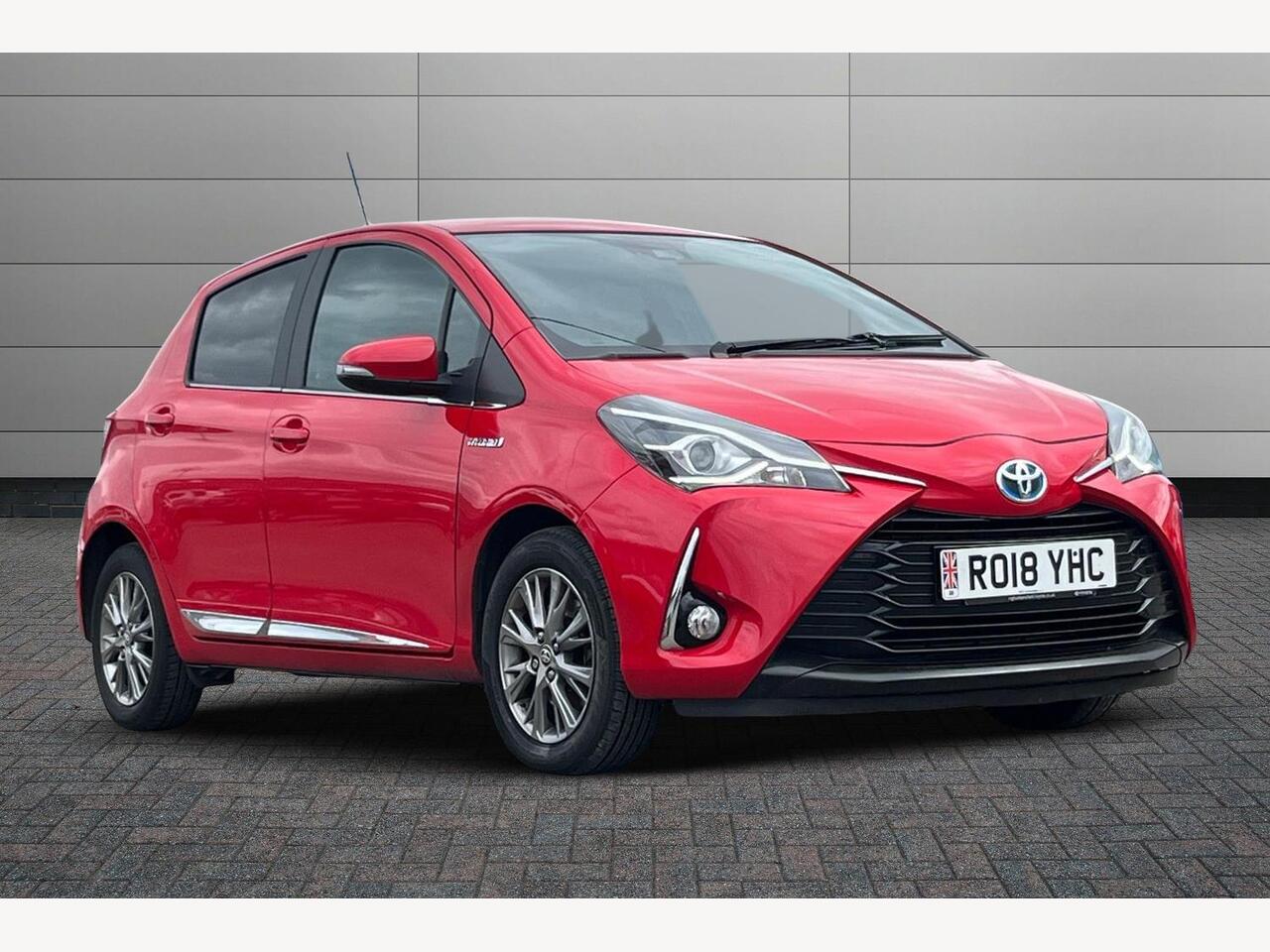 Main listing image - Toyota Yaris