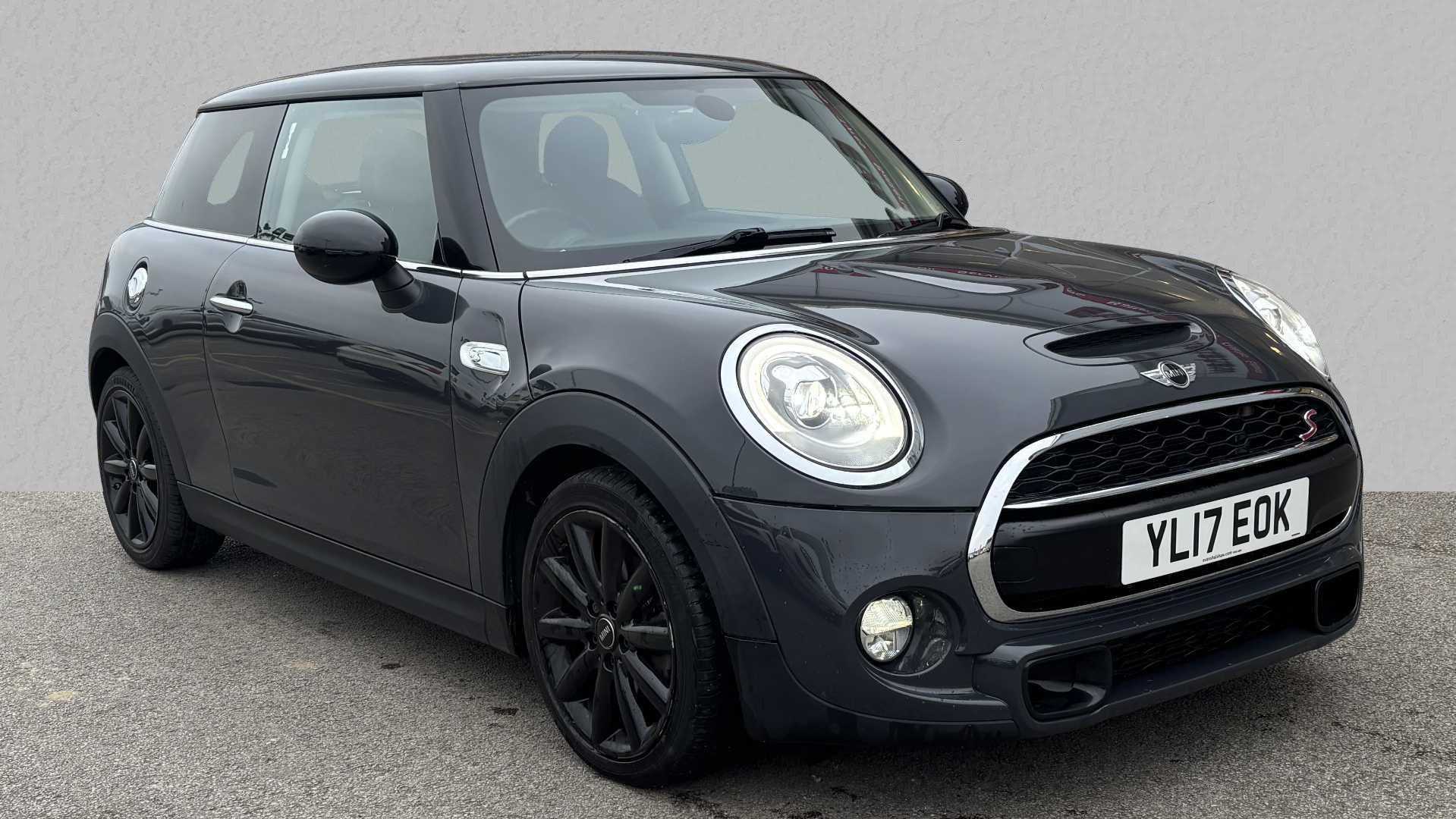 Main listing image - MINI Hatchback