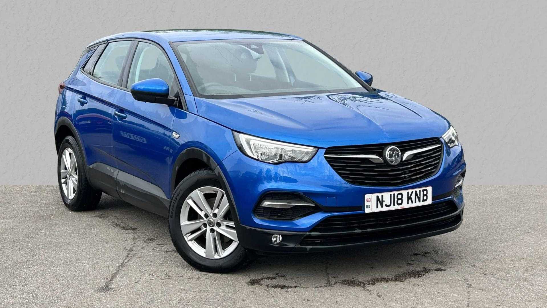 Main listing image - Vauxhall Grandland X