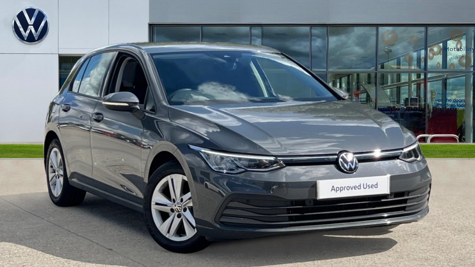 Main listing image - Volkswagen Golf