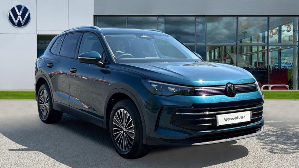 Main listing image - Volkswagen Tiguan