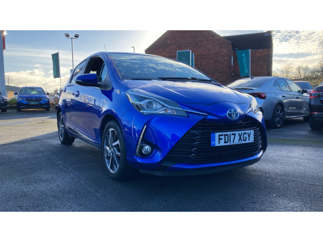 Main listing image - Toyota Yaris