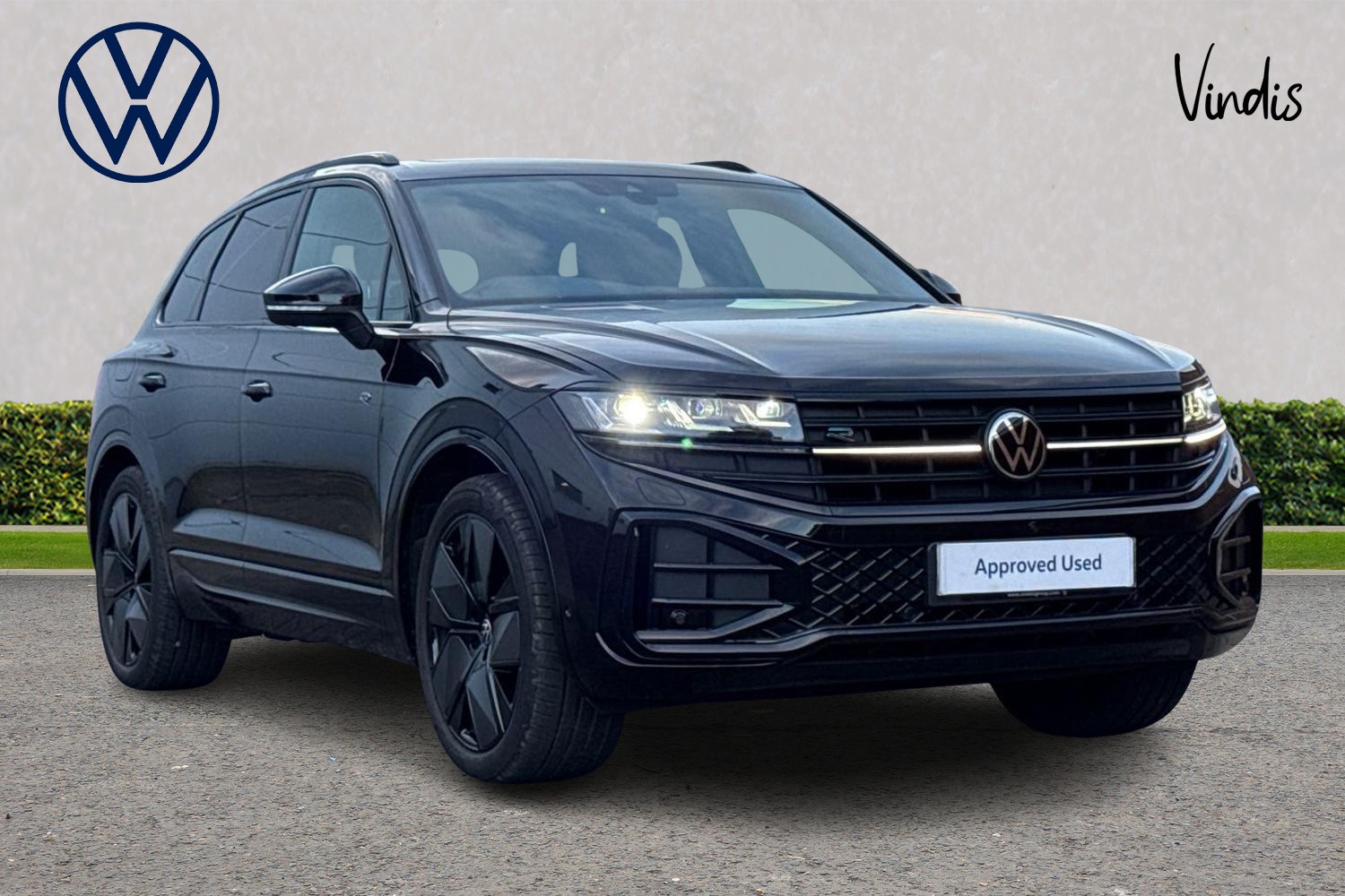 Main listing image - Volkswagen Touareg