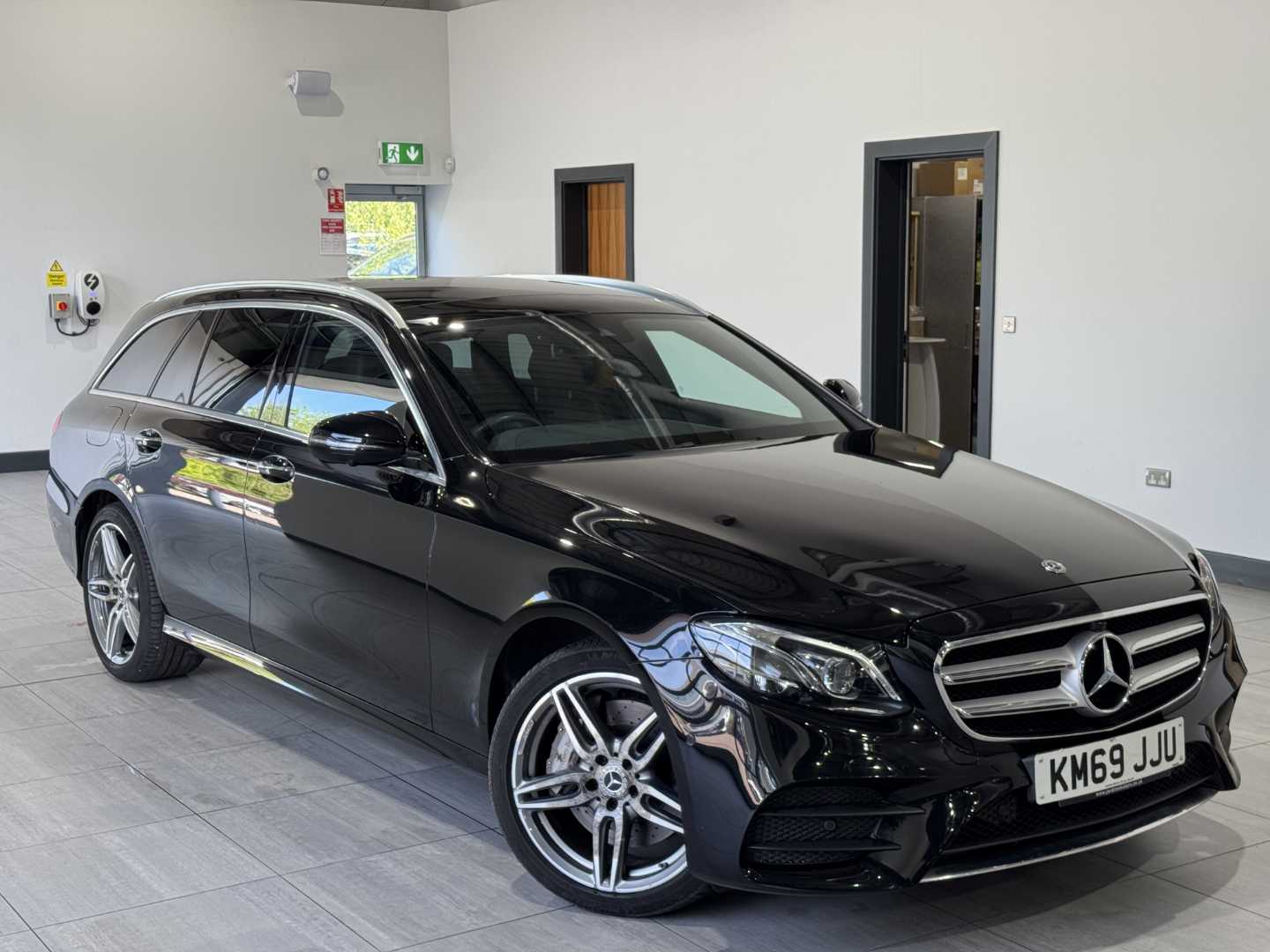 Main listing image - Mercedes-Benz E-Class Estate