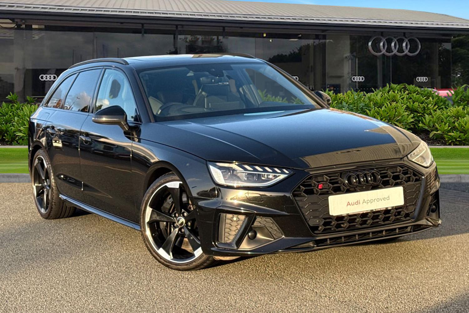 Main listing image - Audi S4