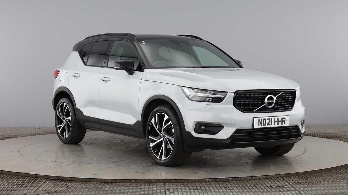 Main listing image - Volvo XC40