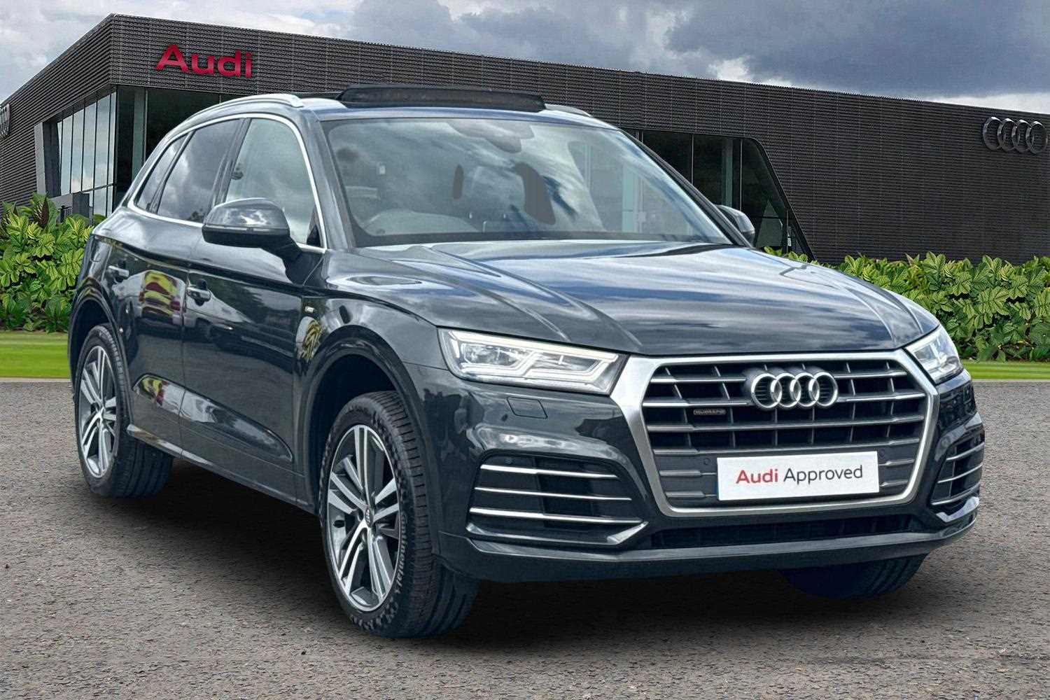 Main listing image - Audi Q5