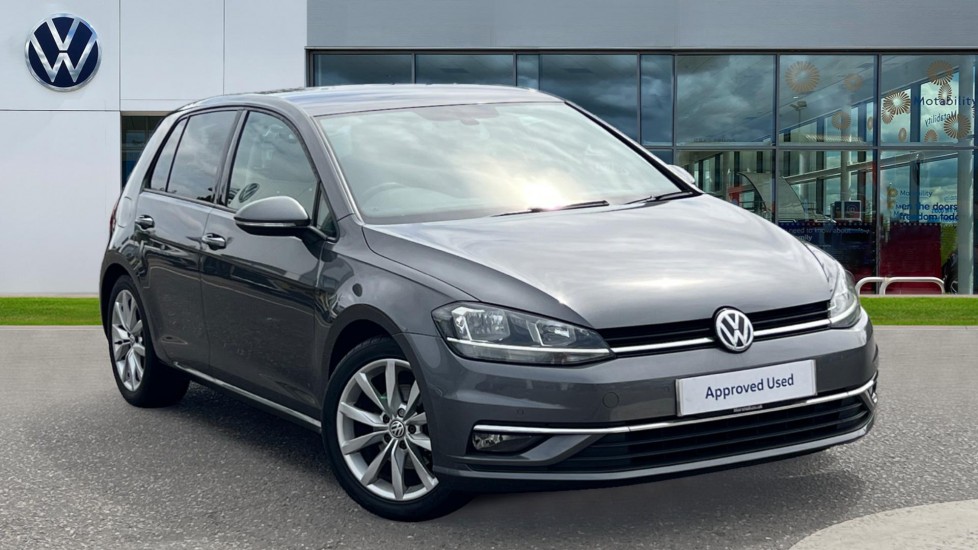 Main listing image - Volkswagen Golf