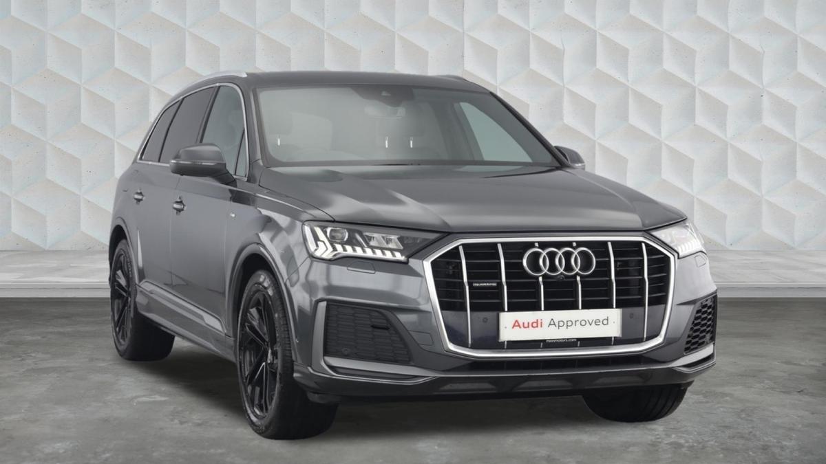 Main listing image - Audi Q7