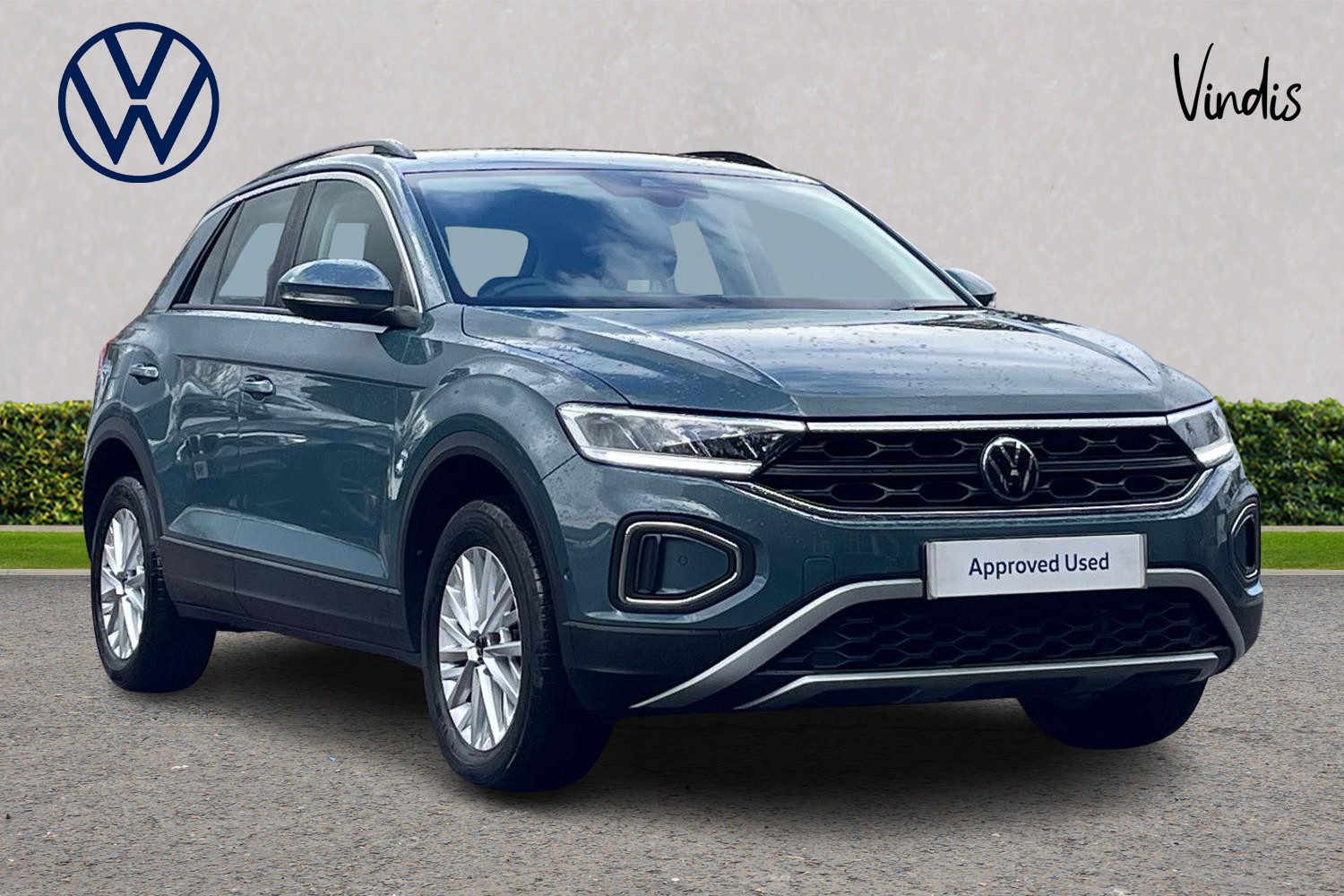 Main listing image - Volkswagen T-Roc