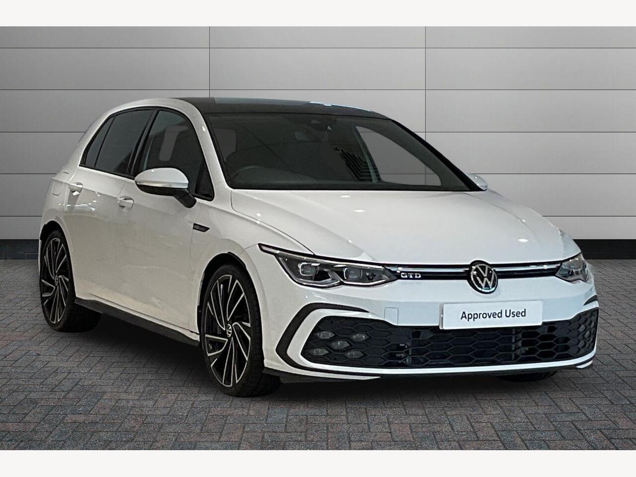 Main listing image - Volkswagen Golf