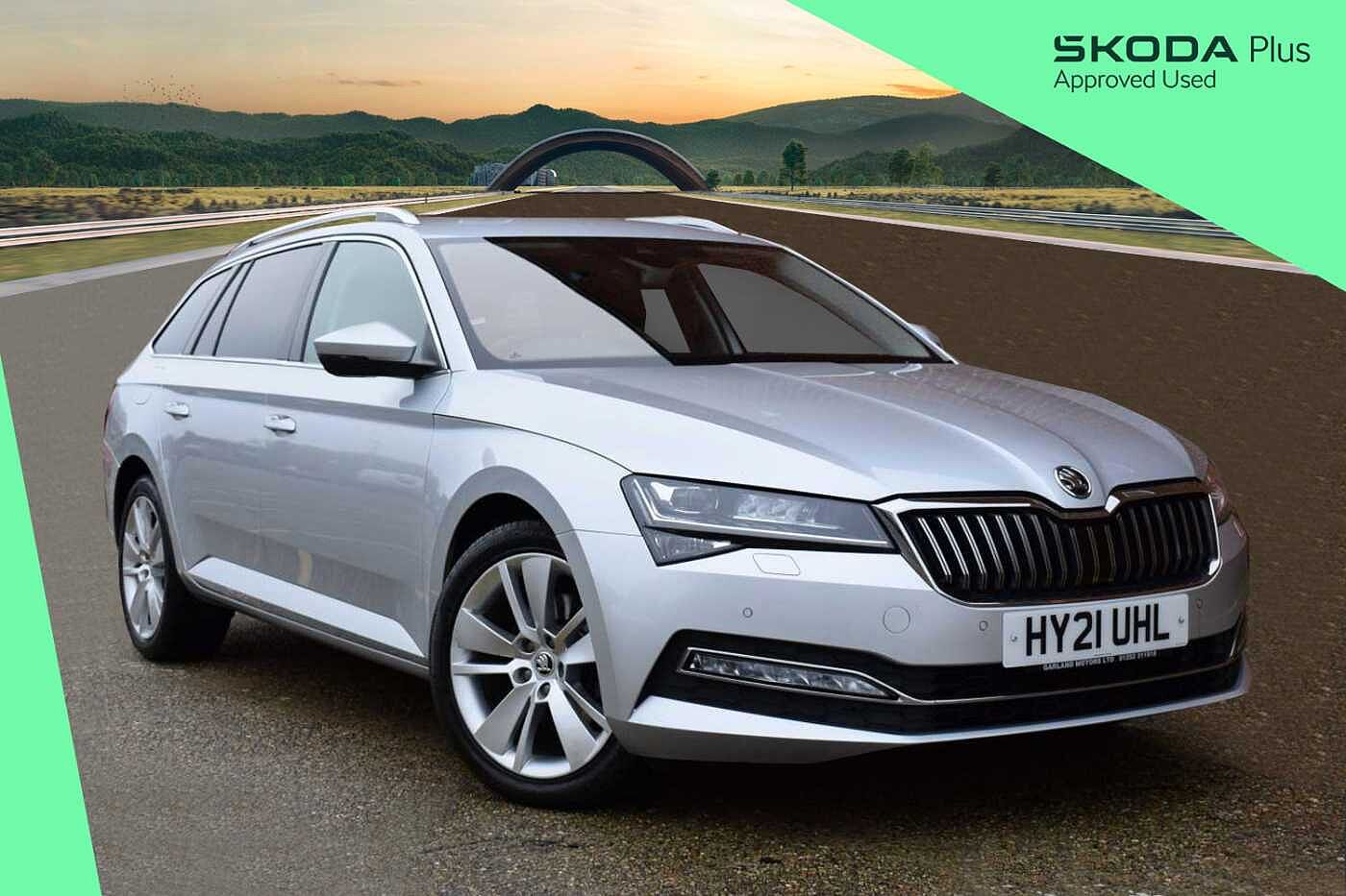 Main listing image - Skoda Superb Estate