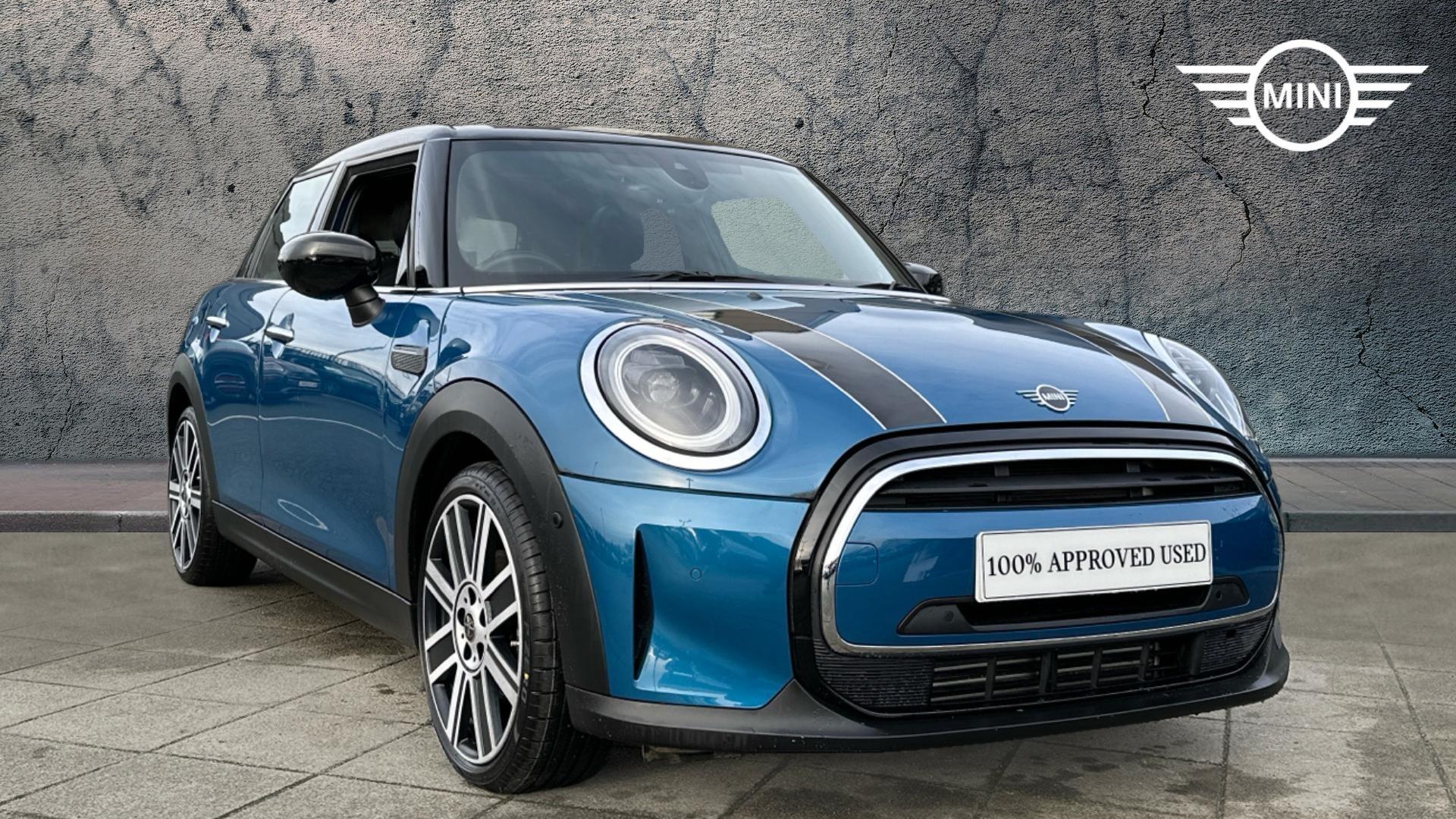 Main listing image - MINI Hatchback 5dr