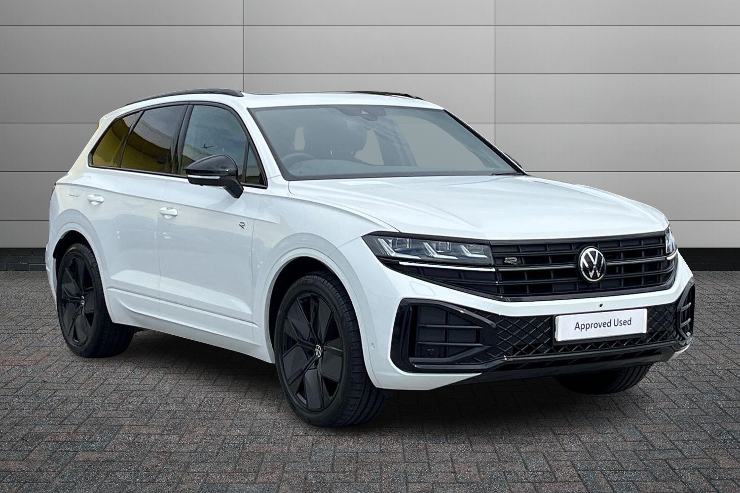 Main listing image - Volkswagen Touareg