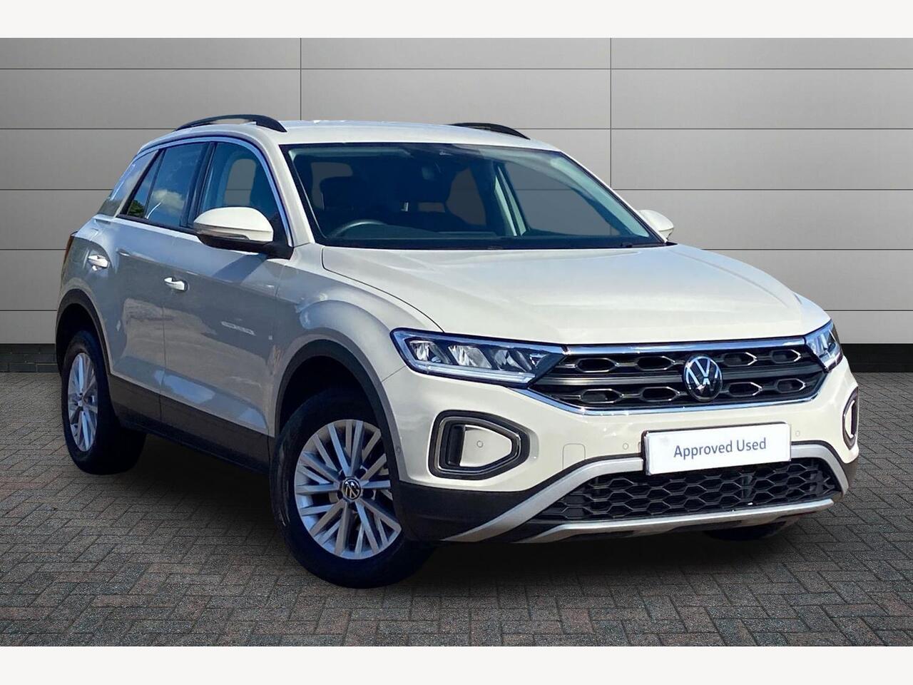 Main listing image - Volkswagen T-Roc
