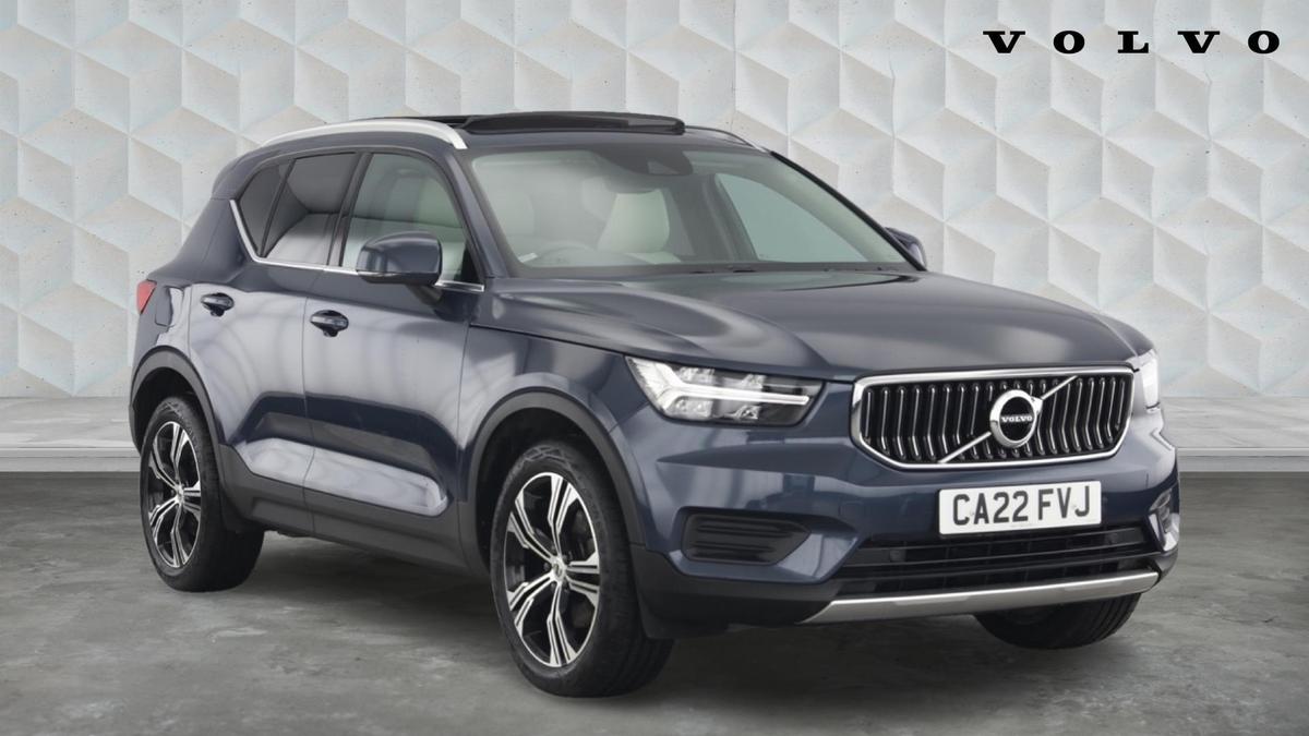 Main listing image - Volvo XC40