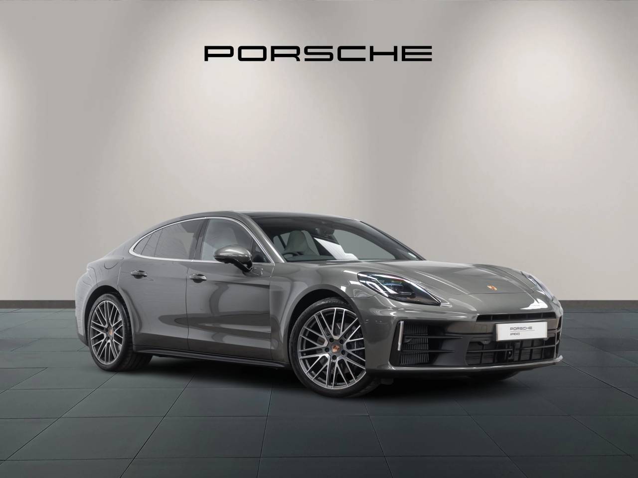 Main listing image - Porsche Panamera