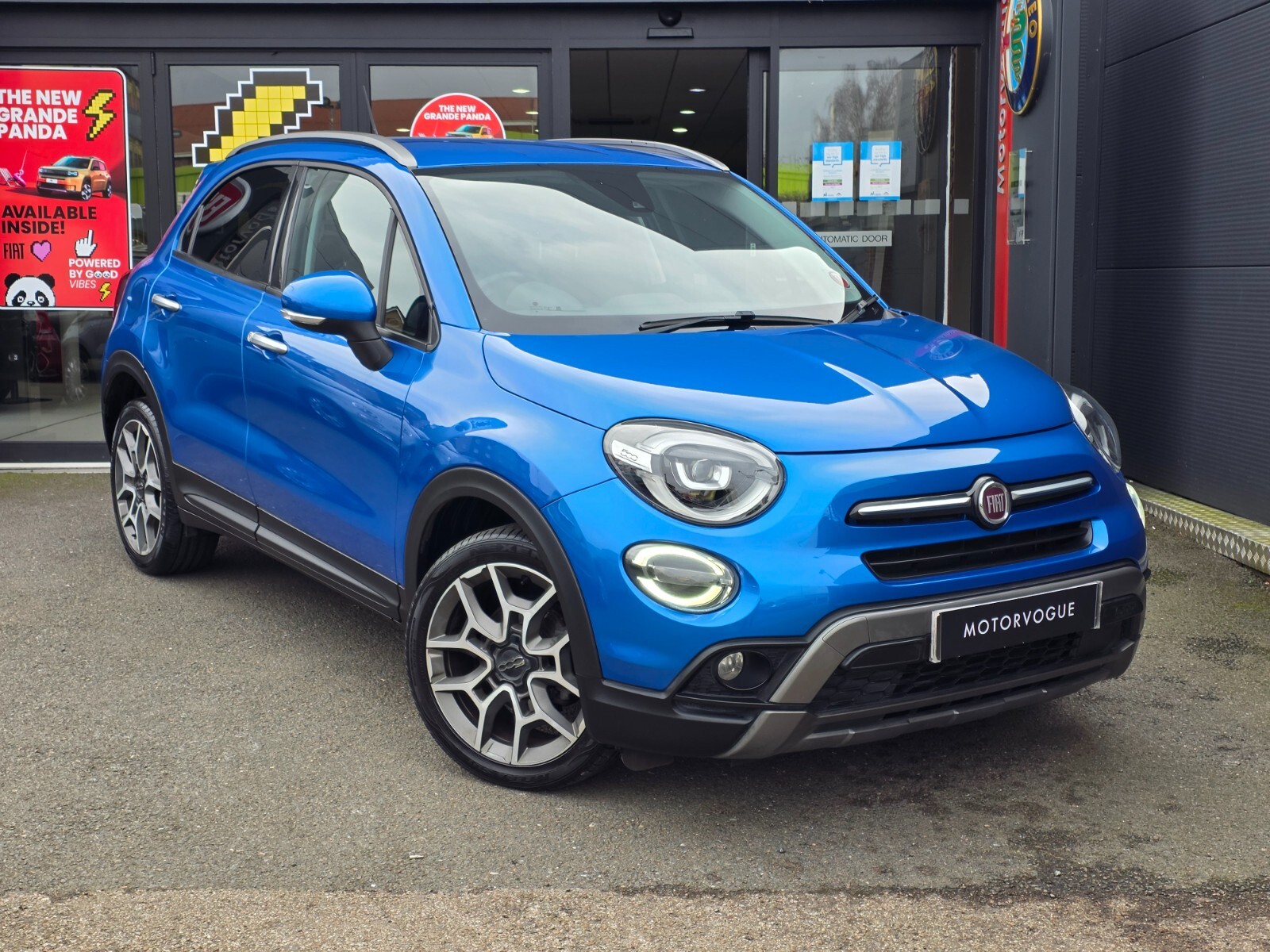 Main listing image - Fiat 500X