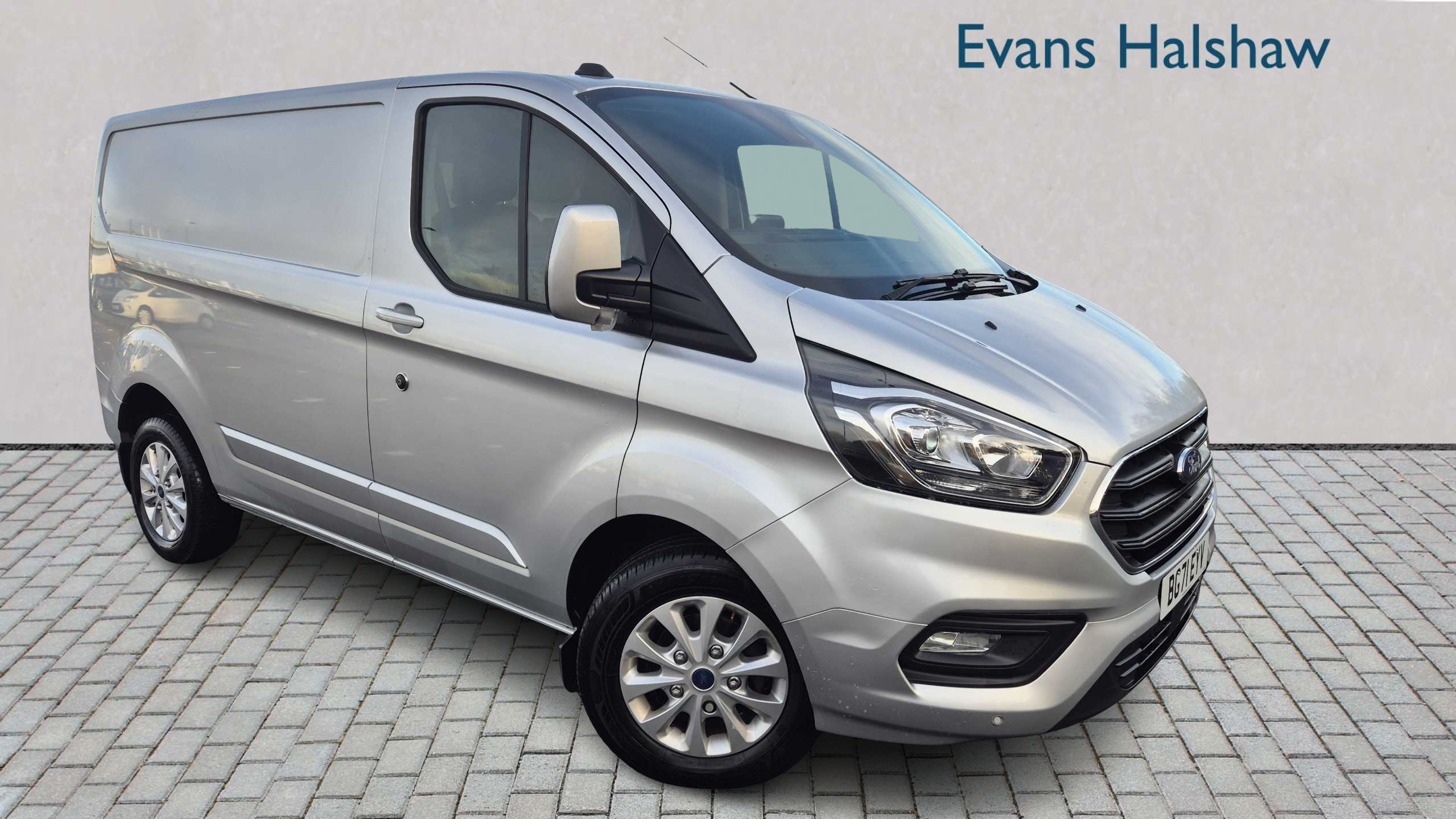 Main listing image - Ford Transit Custom