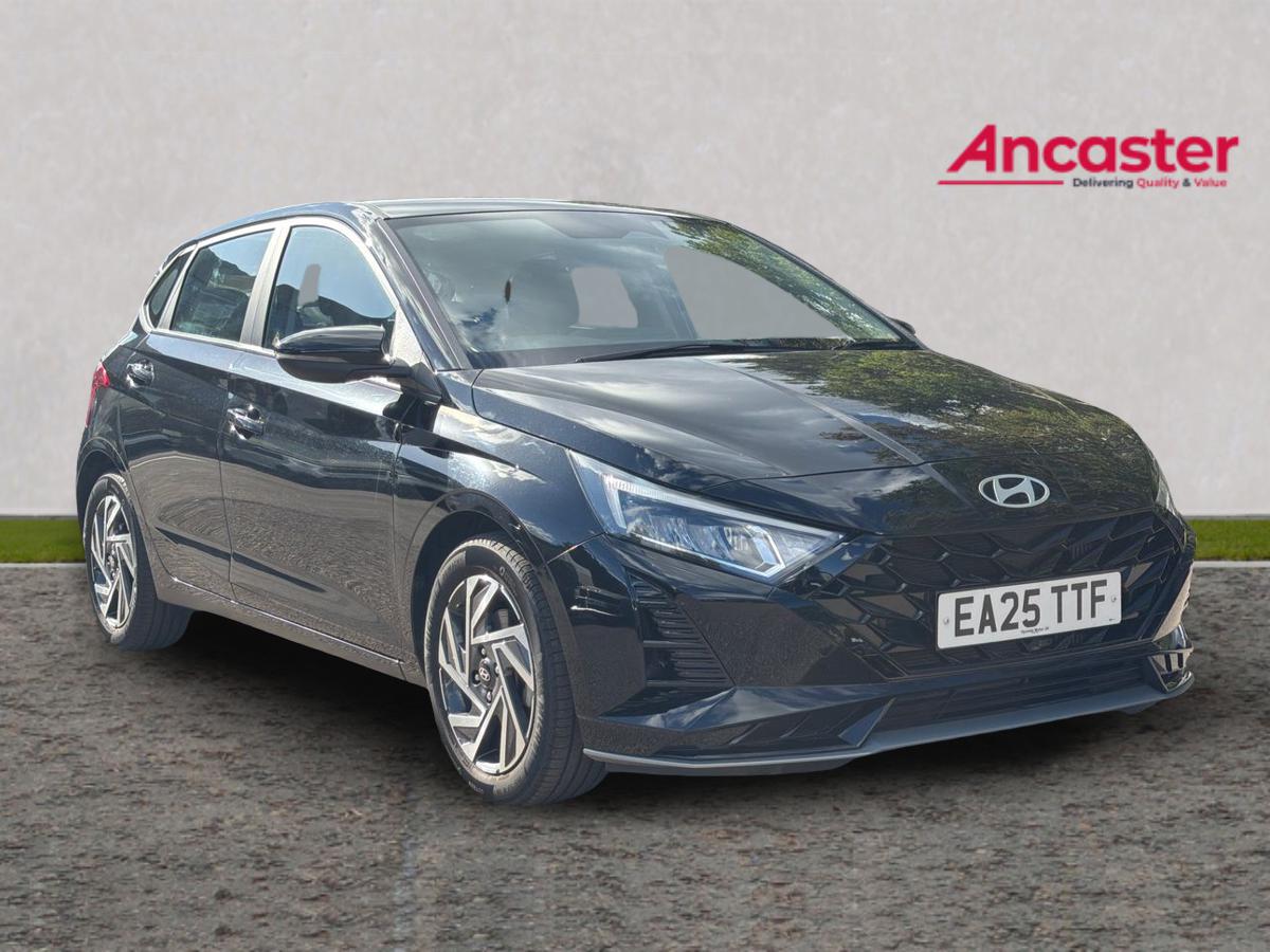 Main listing image - Hyundai i20