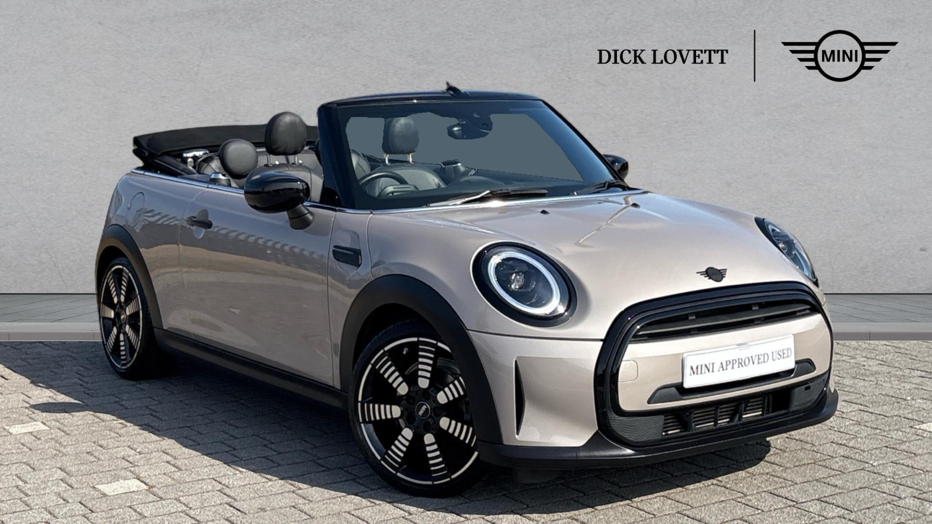 Main listing image - MINI Convertible
