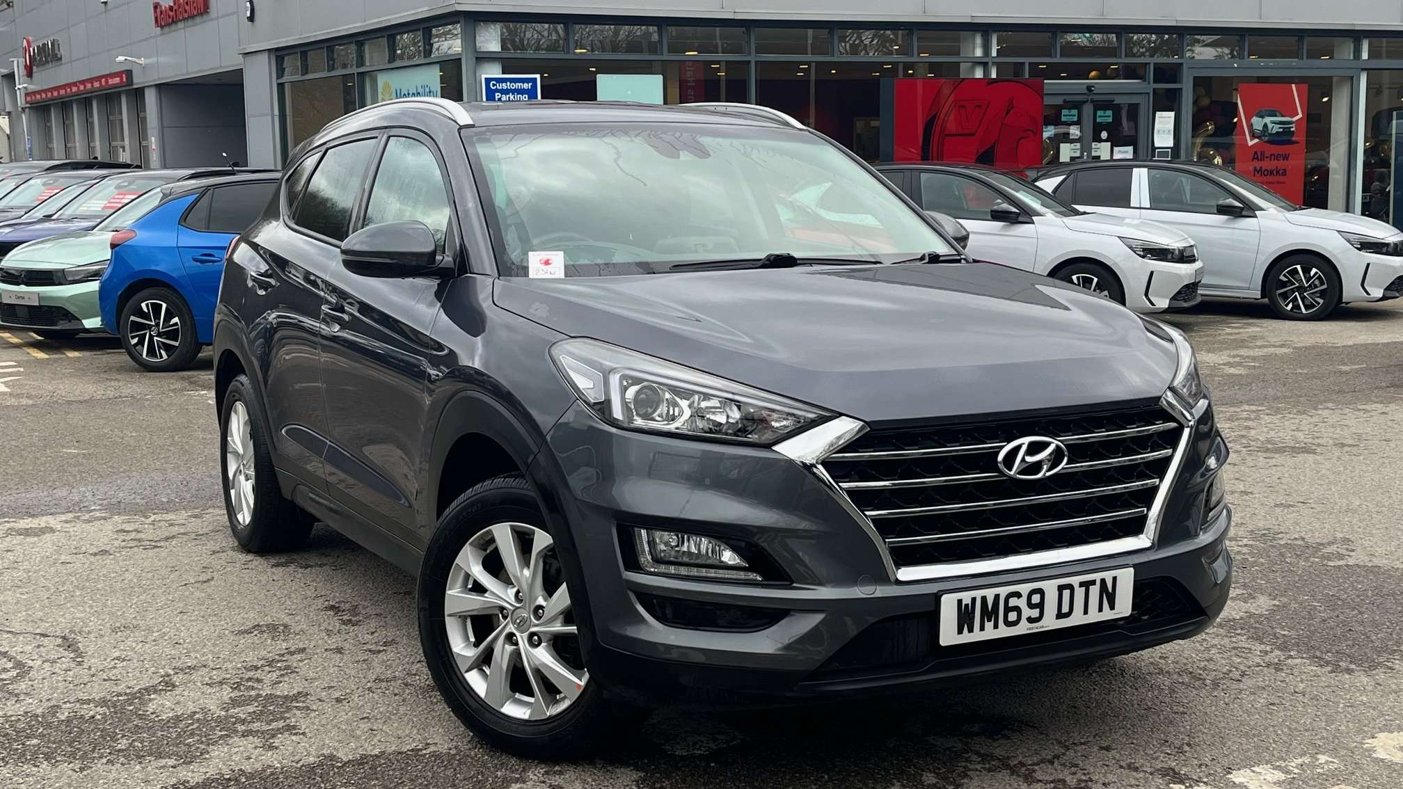 Main listing image - Hyundai Tucson