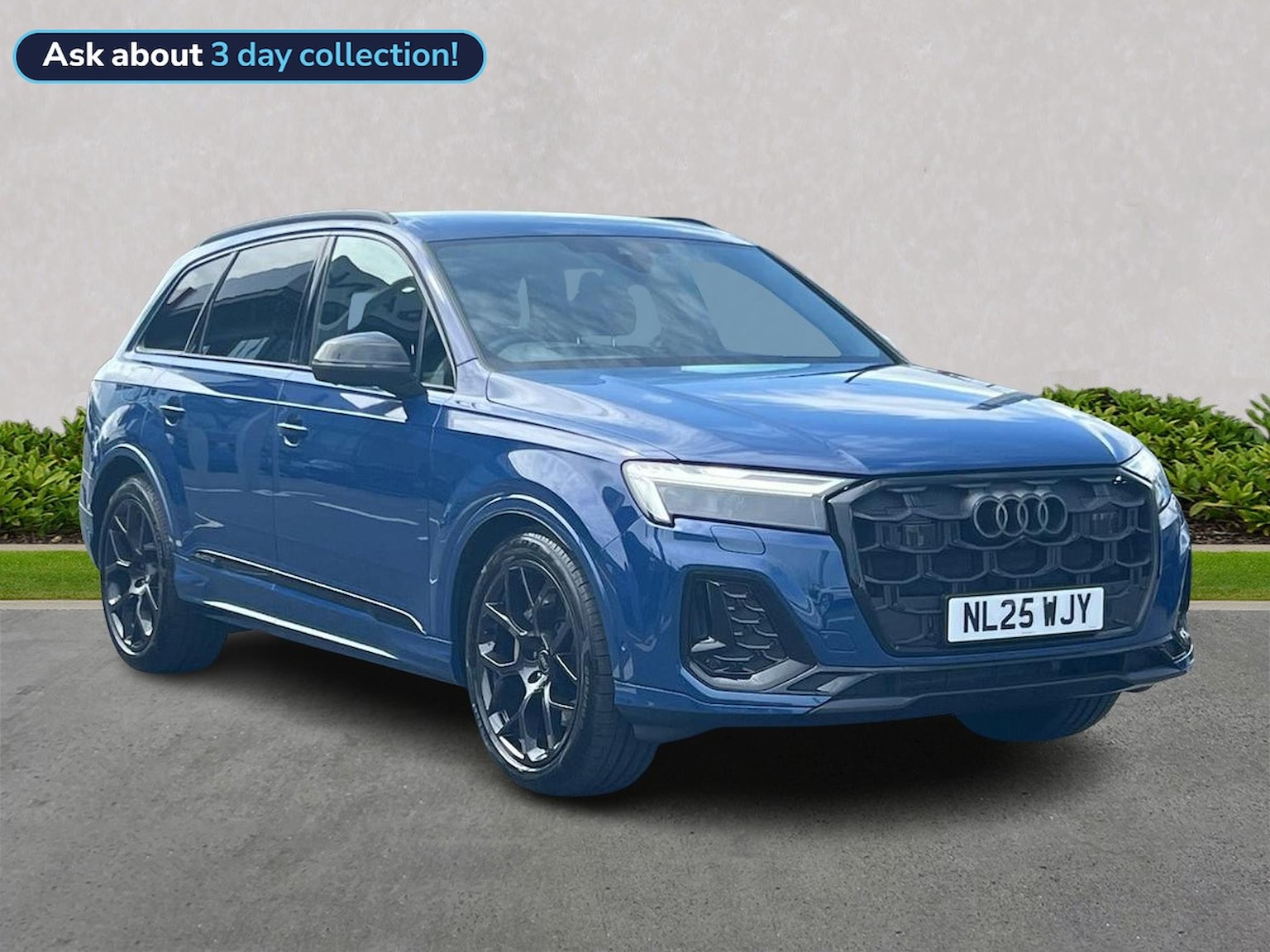Main listing image - Audi Q7